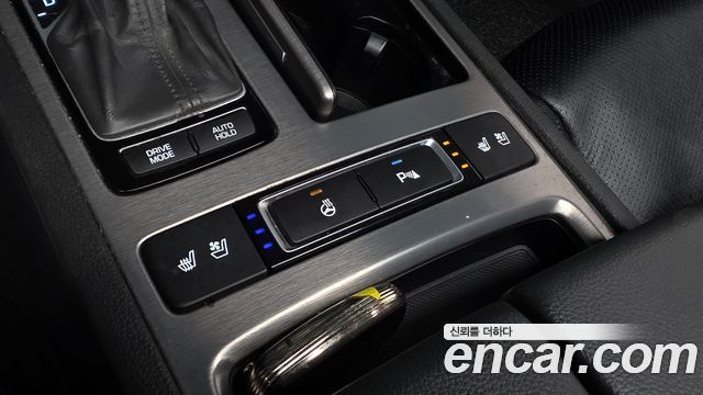 Hyundai Genesis 2016 — photo 27