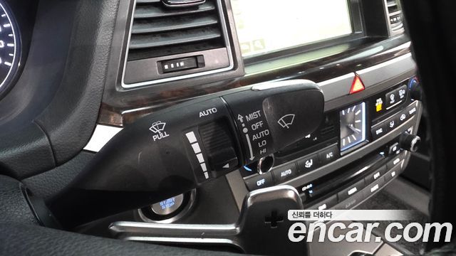 Hyundai Genesis 2016 — photo 28