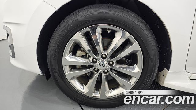 Kia Canival 2016 — photo 5