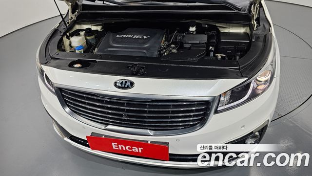 Kia Canival 2016 — photo 6