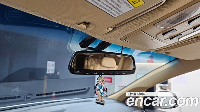 Kia Canival 2016 — photo 16