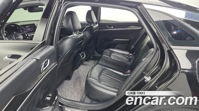 Kia K5 2023 — photo 11