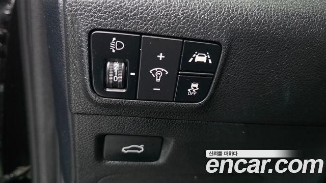 Kia K5 2023 — photo 13
