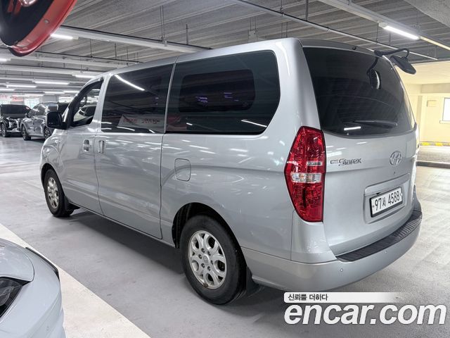 Hyundai Starex 2015 — photo 4