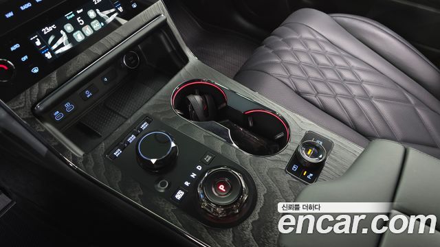 Genesis GV80 2025 — photo 12