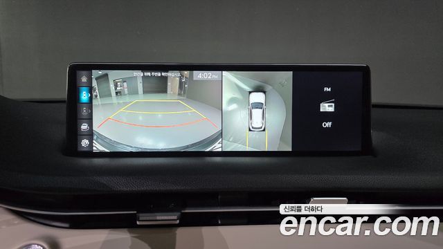 Genesis GV70 2023 — photo 20