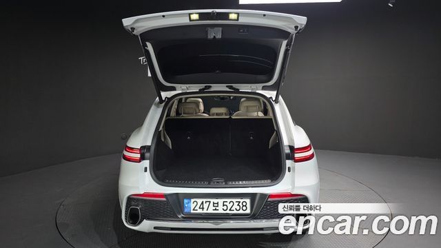 Genesis GV70 2023 — photo 24