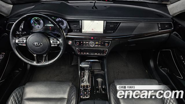 Kia K7 2017 — photo 10