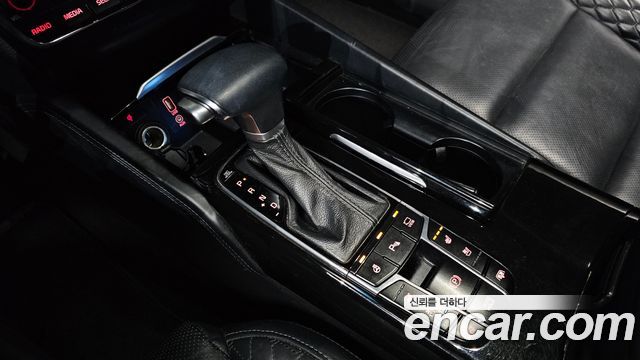 Kia K7 2017 — photo 12