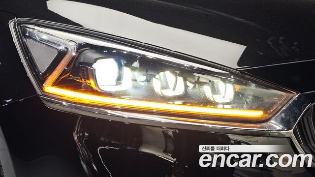 Kia K7 2017 — photo 8