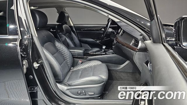 Kia K7 2017 — photo 16