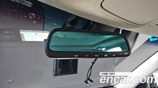 Kia K7 2017 — photo 27