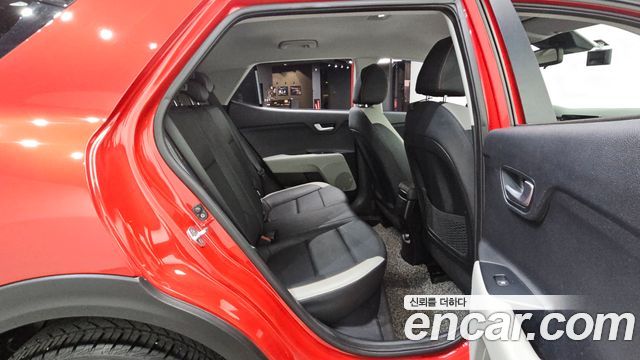 Kia Stonic 2019 — photo 18