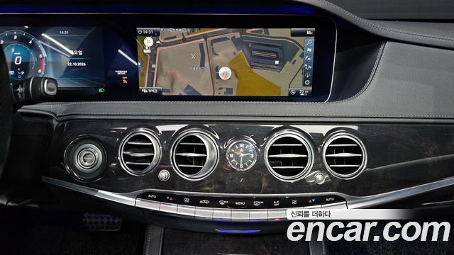 Mercedes-Benz S-Class 2018 — photo 18