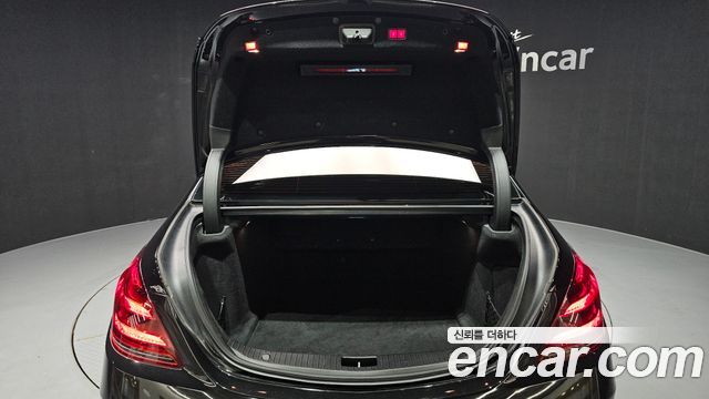 Mercedes-Benz S-Class 2018 — photo 23