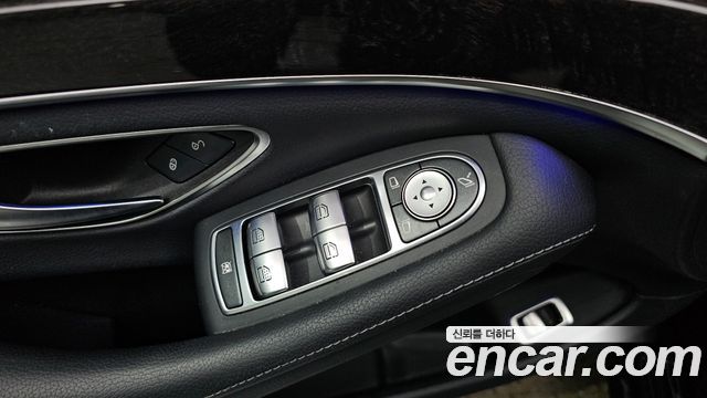 Mercedes-Benz S-Class 2018 — photo 29