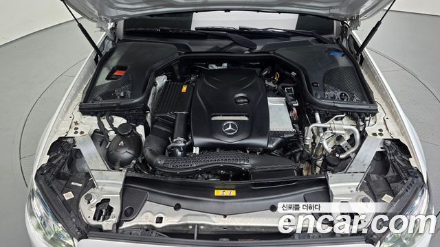 Mercedes-Benz E-Class 2019 — photo 6