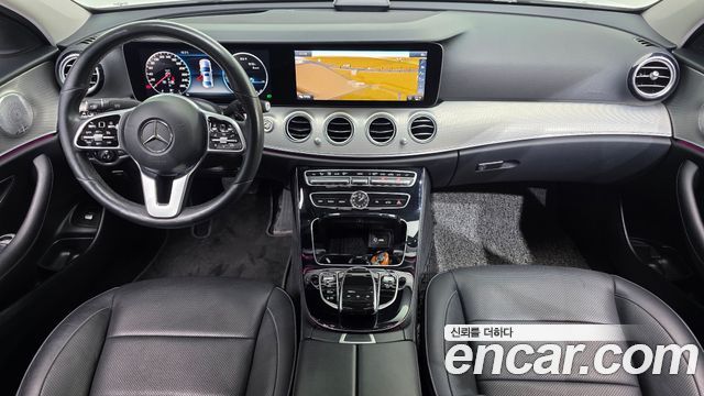 Mercedes-Benz E-Class 2019 — photo 7