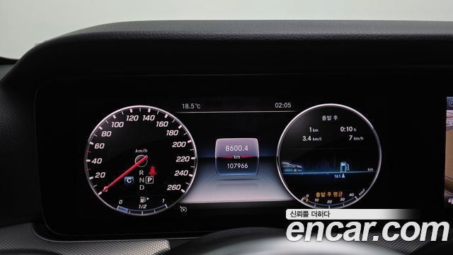 Mercedes-Benz E-Class 2019 — photo 8