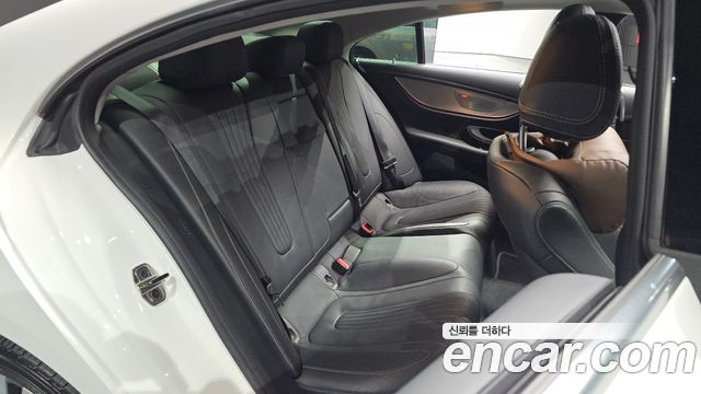 Mercedes-Benz CLS-Class 2019 — photo 17