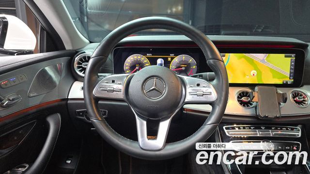 Mercedes-Benz CLS-Class 2019 — photo 19