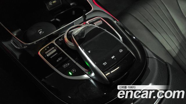 Mercedes-Benz CLS-Class 2019 — photo 26