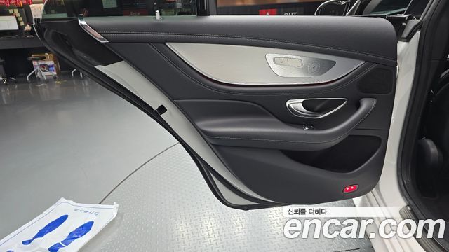 Mercedes-Benz CLS-Class 2019 — photo 15