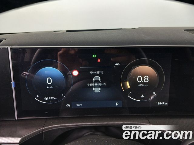 Hyundai Santafe 2025 — photo 11