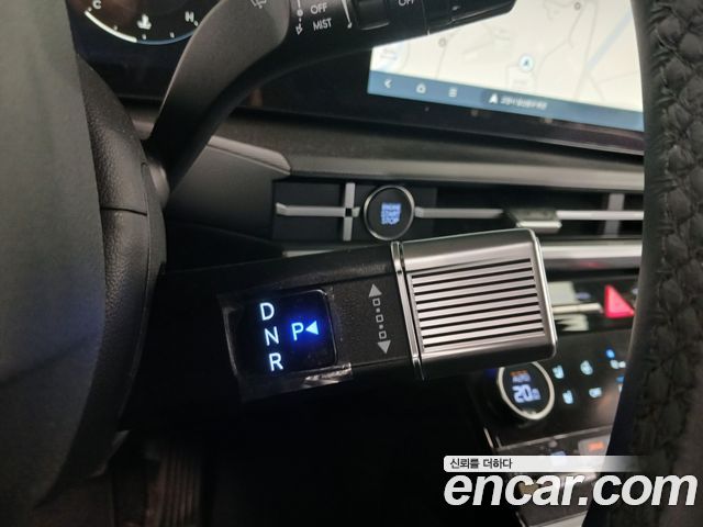 Hyundai Santafe 2025 — photo 12