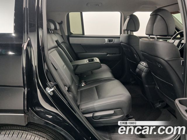 Hyundai Santafe 2025 — photo 17