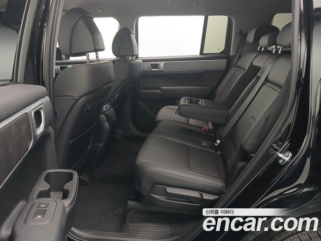 Hyundai Santafe 2025 — photo 18