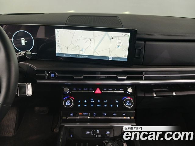 Hyundai Santafe 2025 — photo 20