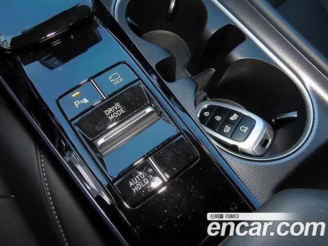 Hyundai Sonata 2023 — photo 18