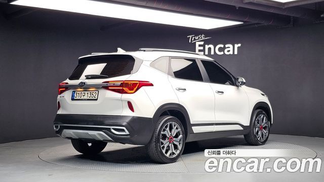 Kia Seltos 2022 — photo 2