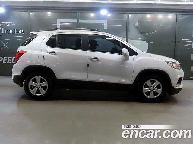 Chevrolet Korea Trax 2018 — photo 3