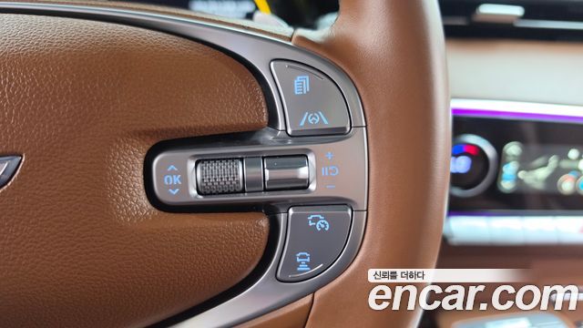 Genesis GV70 2021 — photo 23