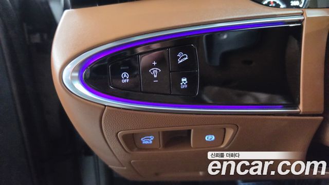 Genesis GV70 2021 — photo 45