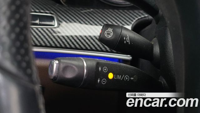 Mercedes-Benz E-Class 2018 — photo 13