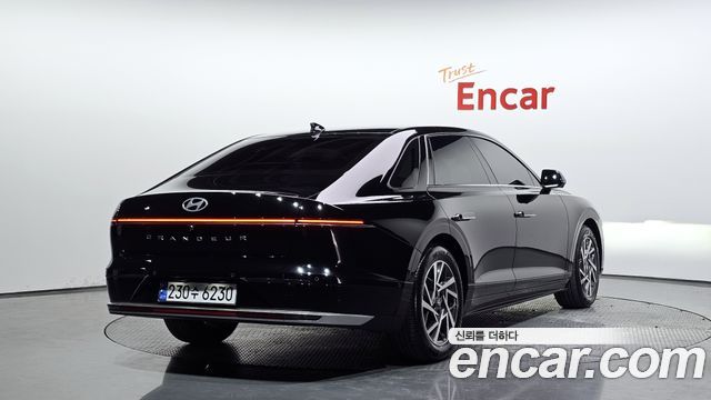Hyundai Grandeur 2023 — photo 2