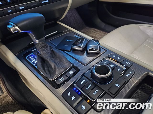Hyundai Genesis 2015 — photo 12