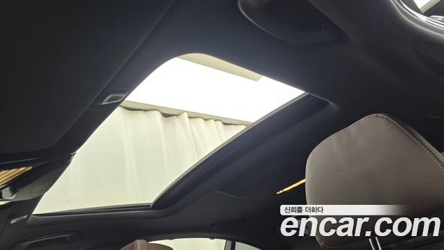 BMW 5-Series 2023 — photo 21