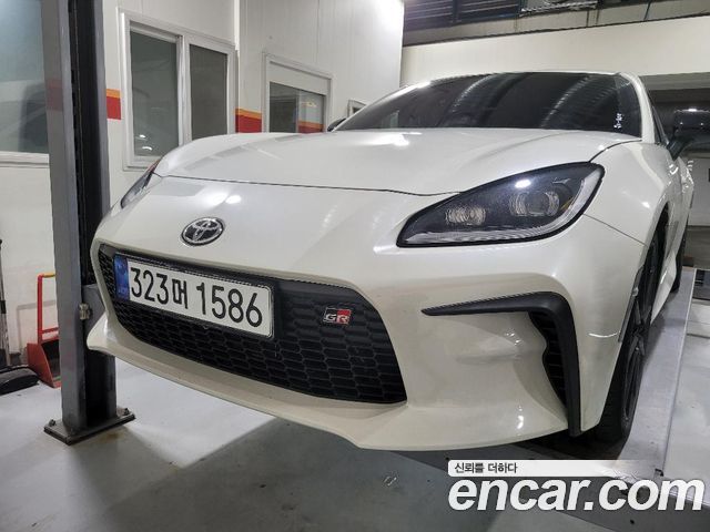 Toyota 86 2024 — photo 2