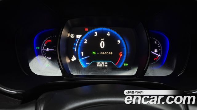 Renault Korea QM6 2022 — photo 11