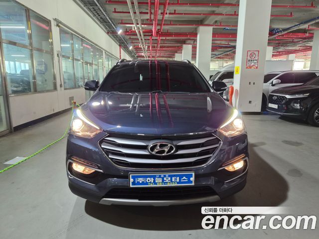 Hyundai Santafe 2018 — photo 3