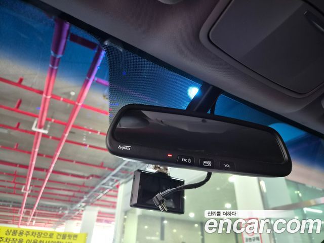 Hyundai Santafe 2018 — photo 5