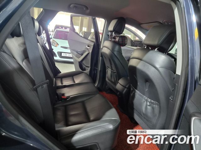 Hyundai Santafe 2018 — photo 13