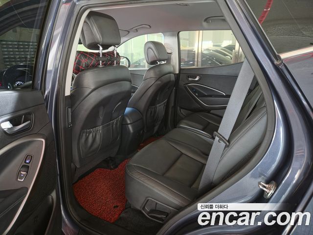 Hyundai Santafe 2018 — photo 15