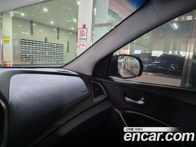 Hyundai Santafe 2018 — photo 18