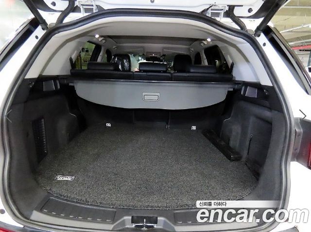 Land Rover Discovery Sport 2020 — photo 17