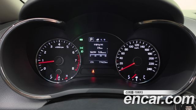 Kia K3 2017 — photo 11